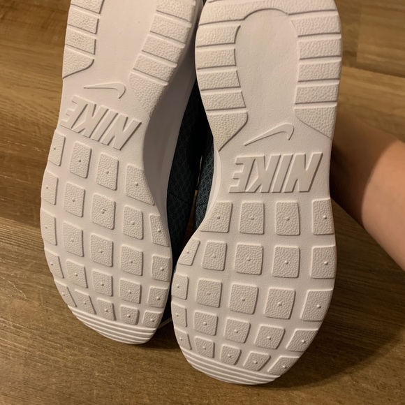 Brand New, Never Worn Nike Hunter Green Sneakers - Picture 6 of 6